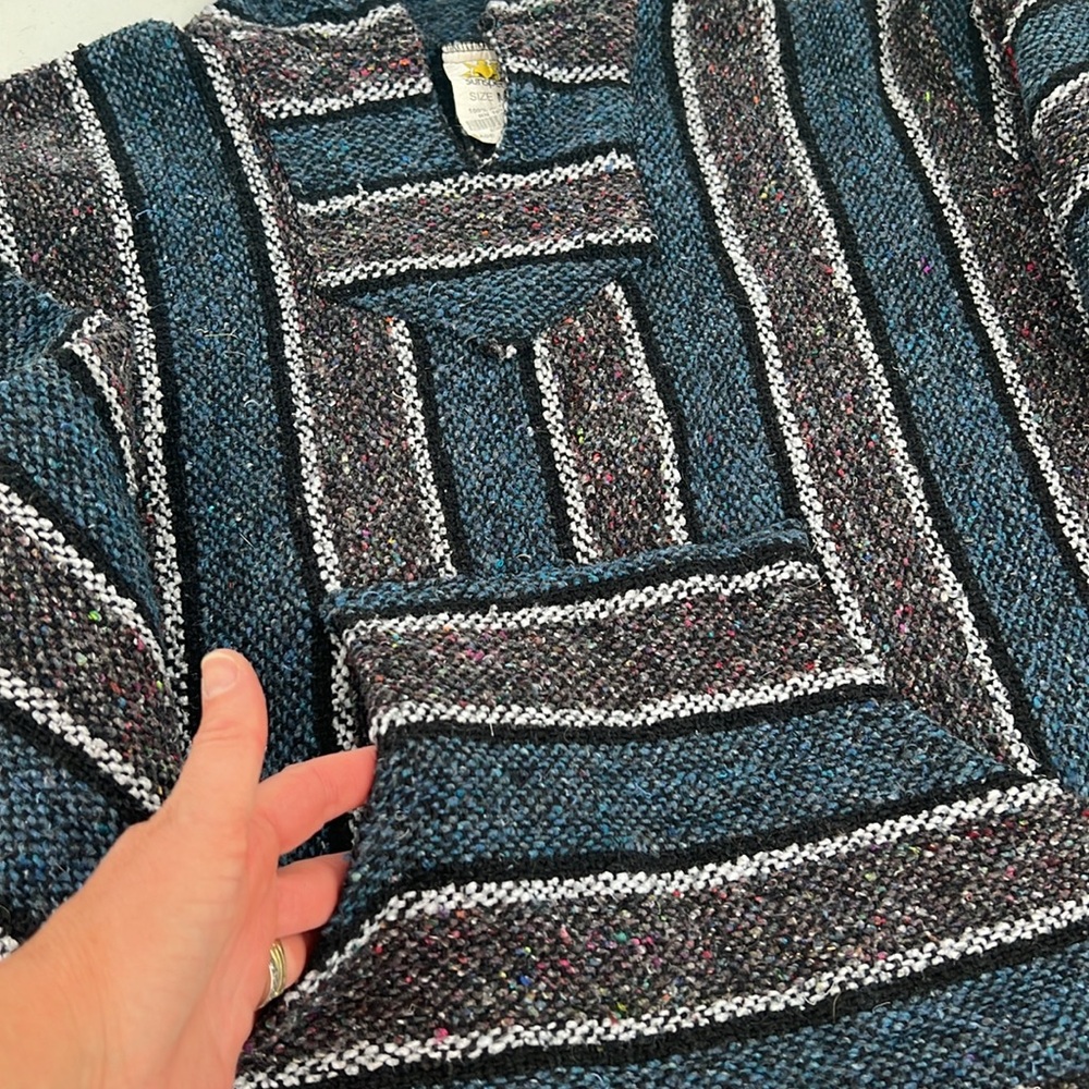 sunspecs Mexican Poncho- Baja- Gray/ White/ Blue- size Medium - Picture 2 of 3